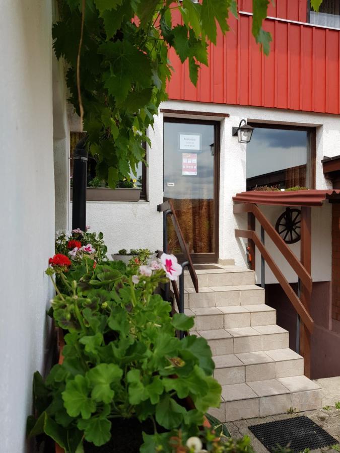 Garni-Hotel Muehletal Stein Am Rhein Exterior foto